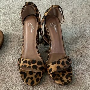 J. Adam’s cheetah print strap sandals size 7.5